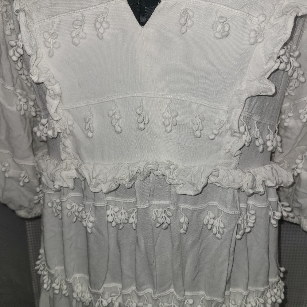 FARM Rio White Textured Dress - Picture 8 of 13